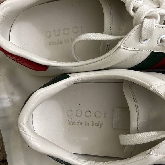 Worn this a few amount of times - Picture 4 of 7